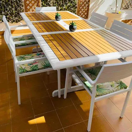 Perfectly Located 4 Bed Family In Sunny *