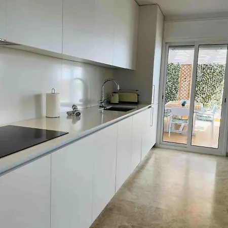 Villa Perfectly Located 4 Bed Family In Sunny