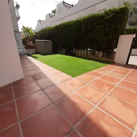 Perfectly Located 4 Bed Family In Sunny Villa *
