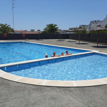 Perfectly Located 4 Bed Family In Sunny Villa *