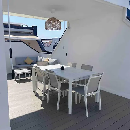 Perfectly Located 4 Bed Family In Sunny