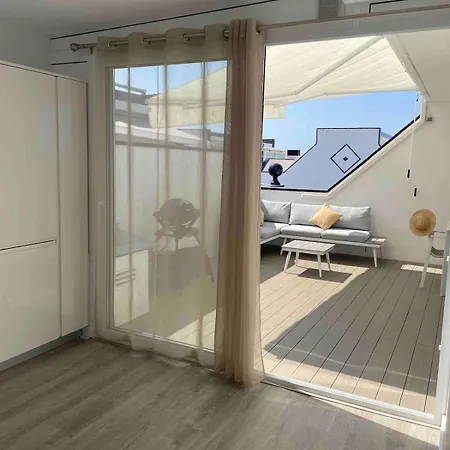 Villa Perfectly Located 4 Bed Family In Sunny Sitges
