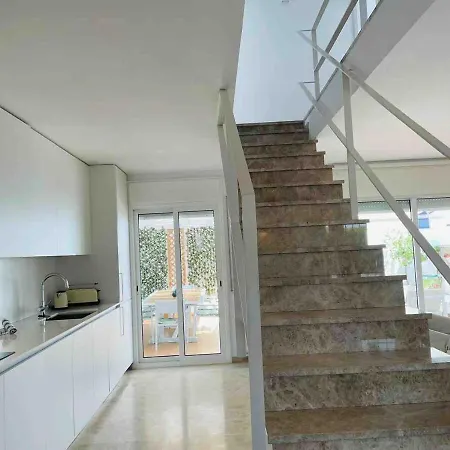 Villa Perfectly Located 4 Bed Family In Sunny *