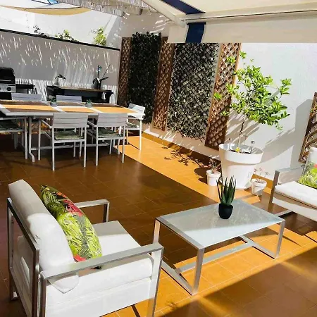 Villa Perfectly Located 4 Bed Family In Sunny