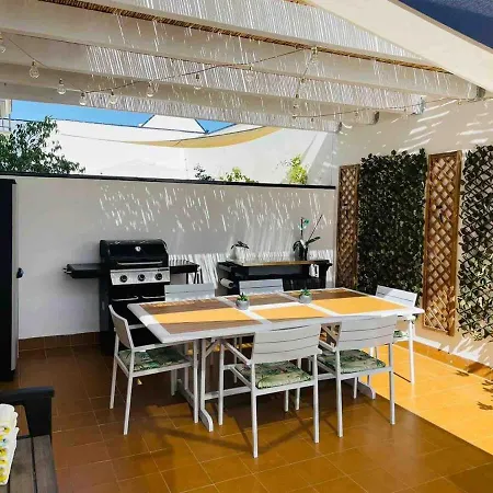 Willa Perfectly Located 4 Bed Family In Sunny Sitges
