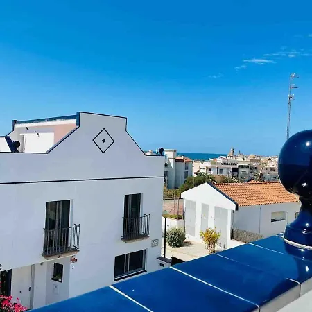 Perfectly Located 4 Bed Family In Sunny Sitges